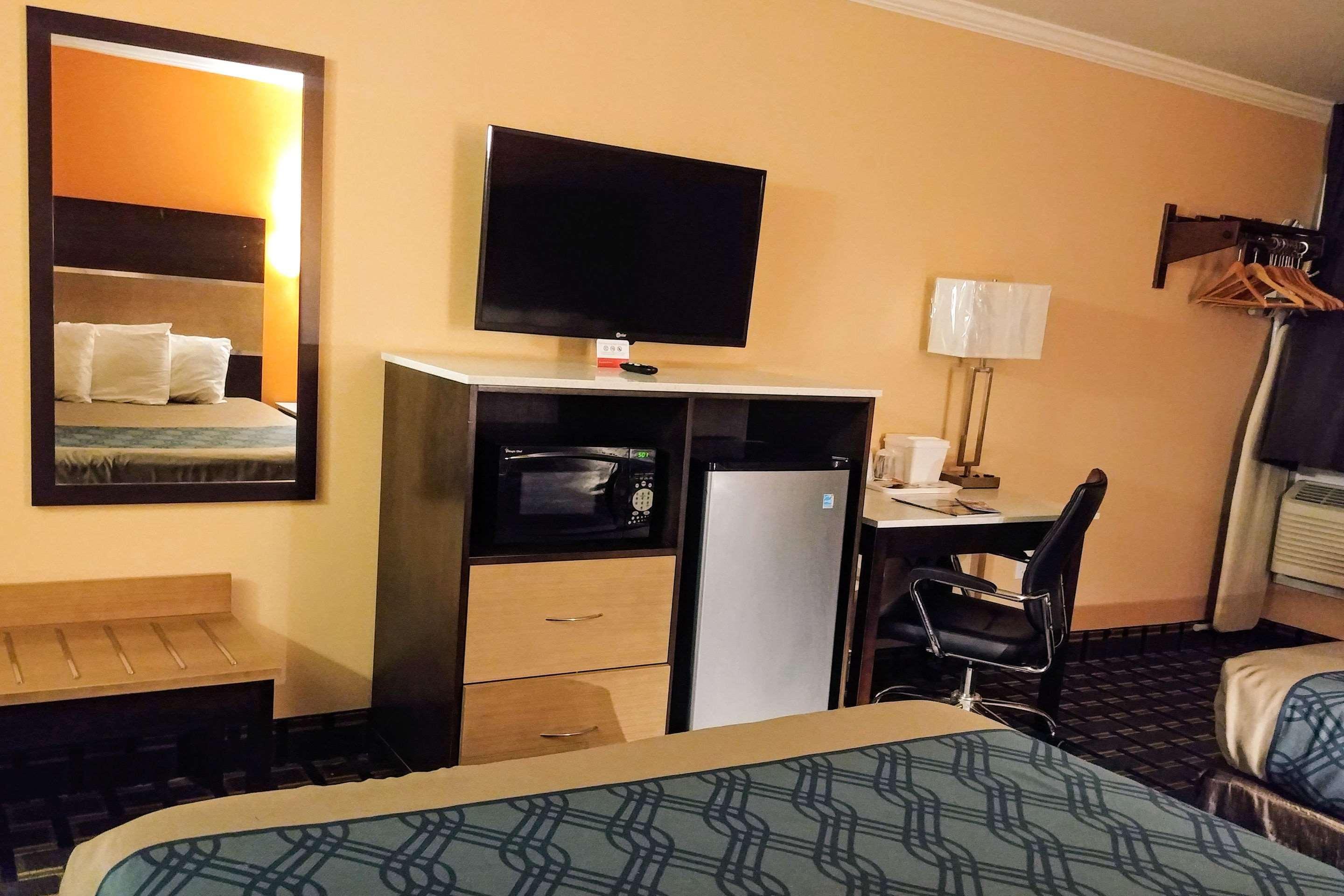 Econo Lodge Milldale - Southington Eksteriør bilde